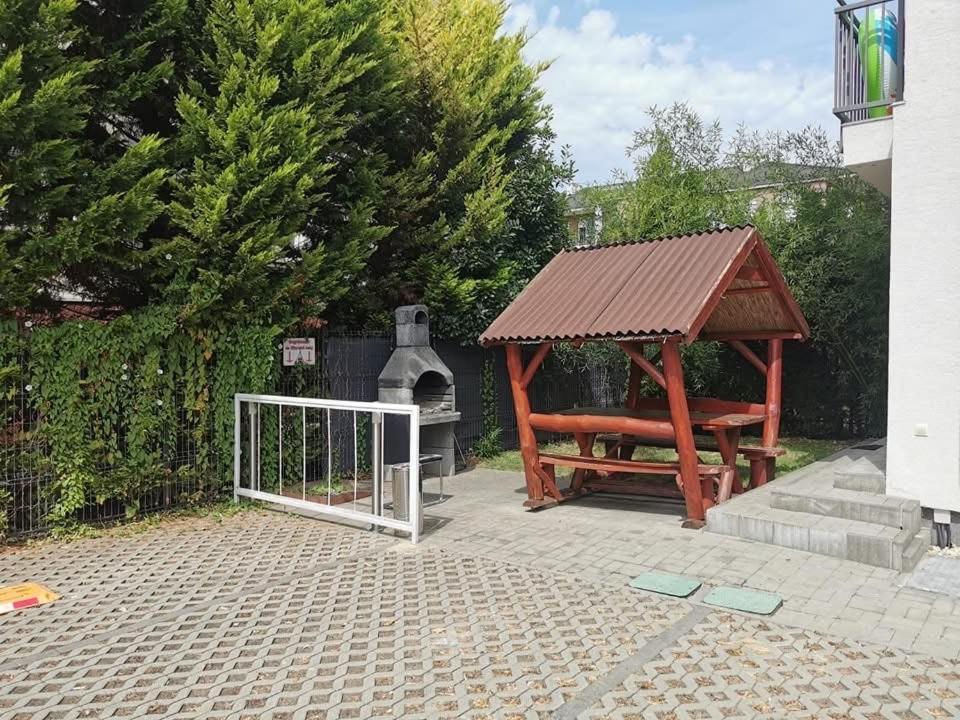 Mirabella Apartman Siofok Exterior photo