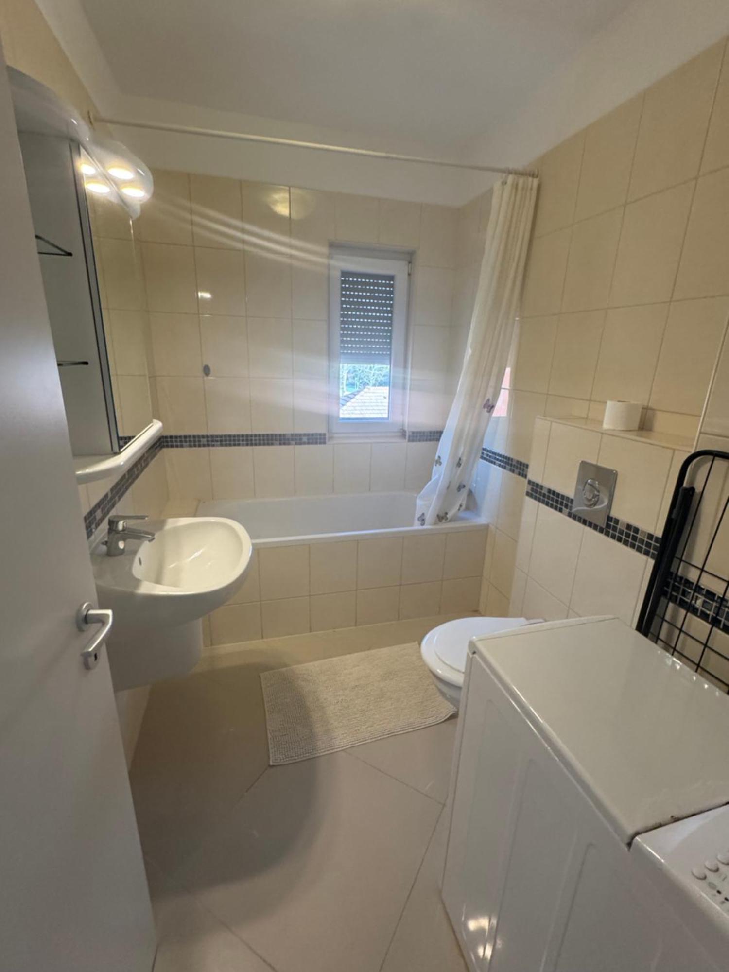 Mirabella Apartman Siofok Exterior photo